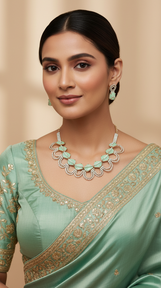 Royal Emerald &amp; Diamond Necklace Set